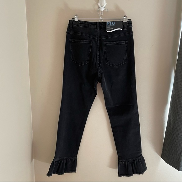 FDJ Suzanne Straight Ankle High Rise, Ruffle Kick Flare Denim Size 6 - Picture 6 of 9